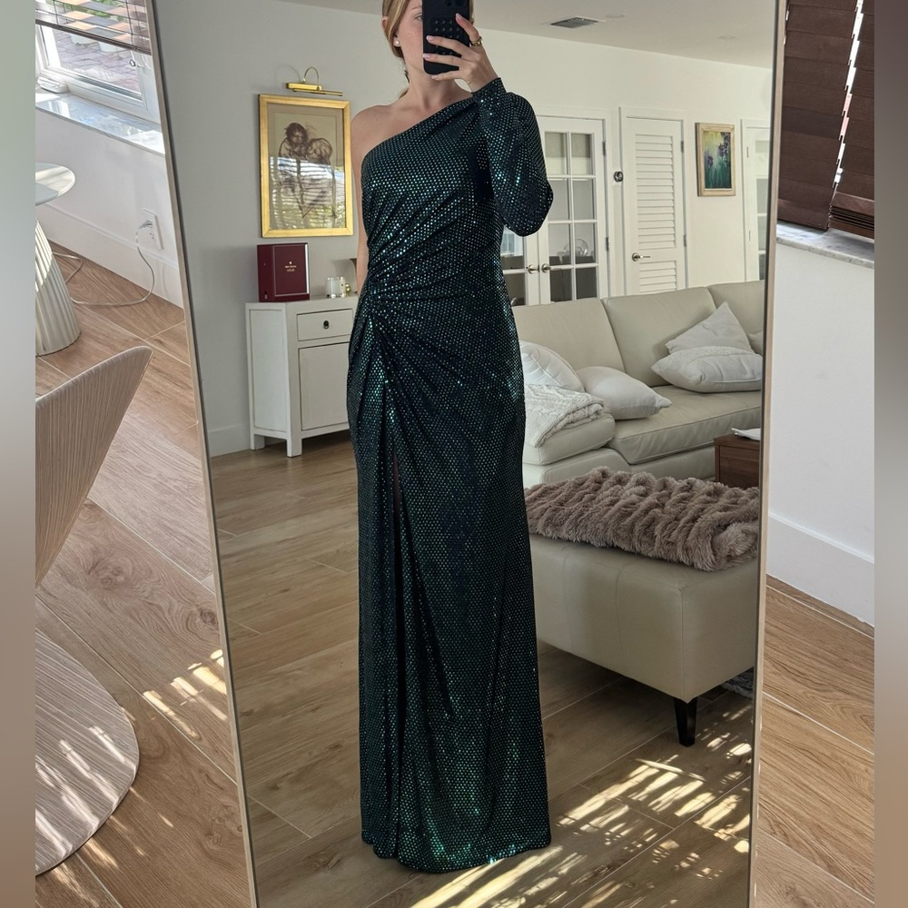 MAC DUGGAL GOWN